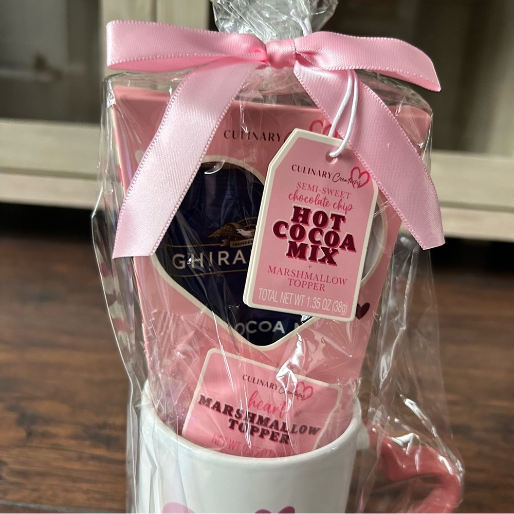 Valentine's Heart Mug with Ghirardelli Hot Cocoa Mix - Picture 3 of 10